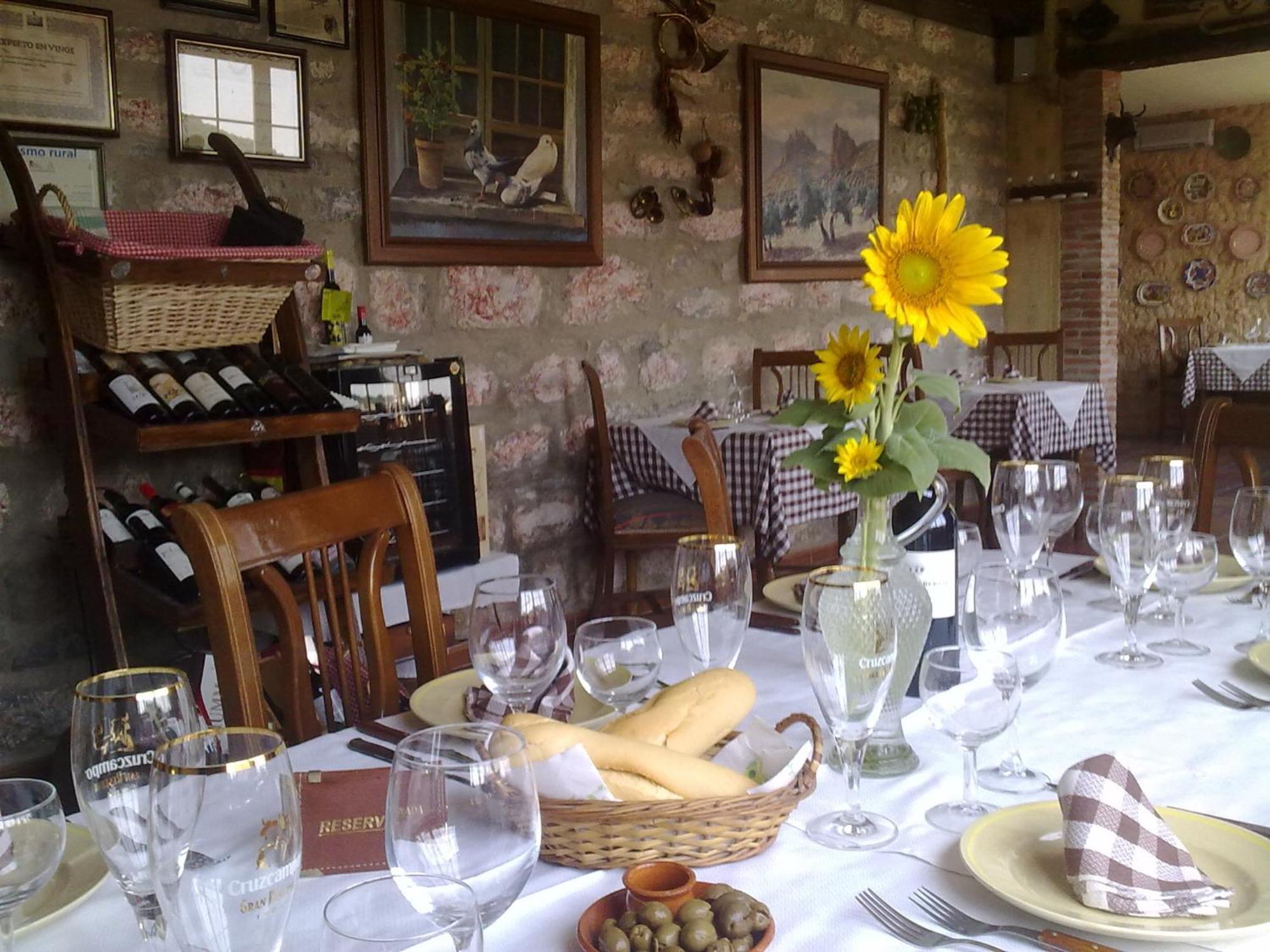 Alojamiento Rural La Caseria De Piedra Restaurante Jaén Eksteriør bilde