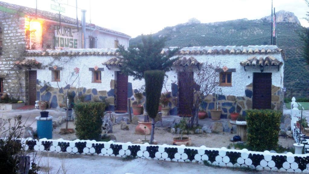 Alojamiento Rural La Caseria De Piedra Restaurante Jaén Eksteriør bilde